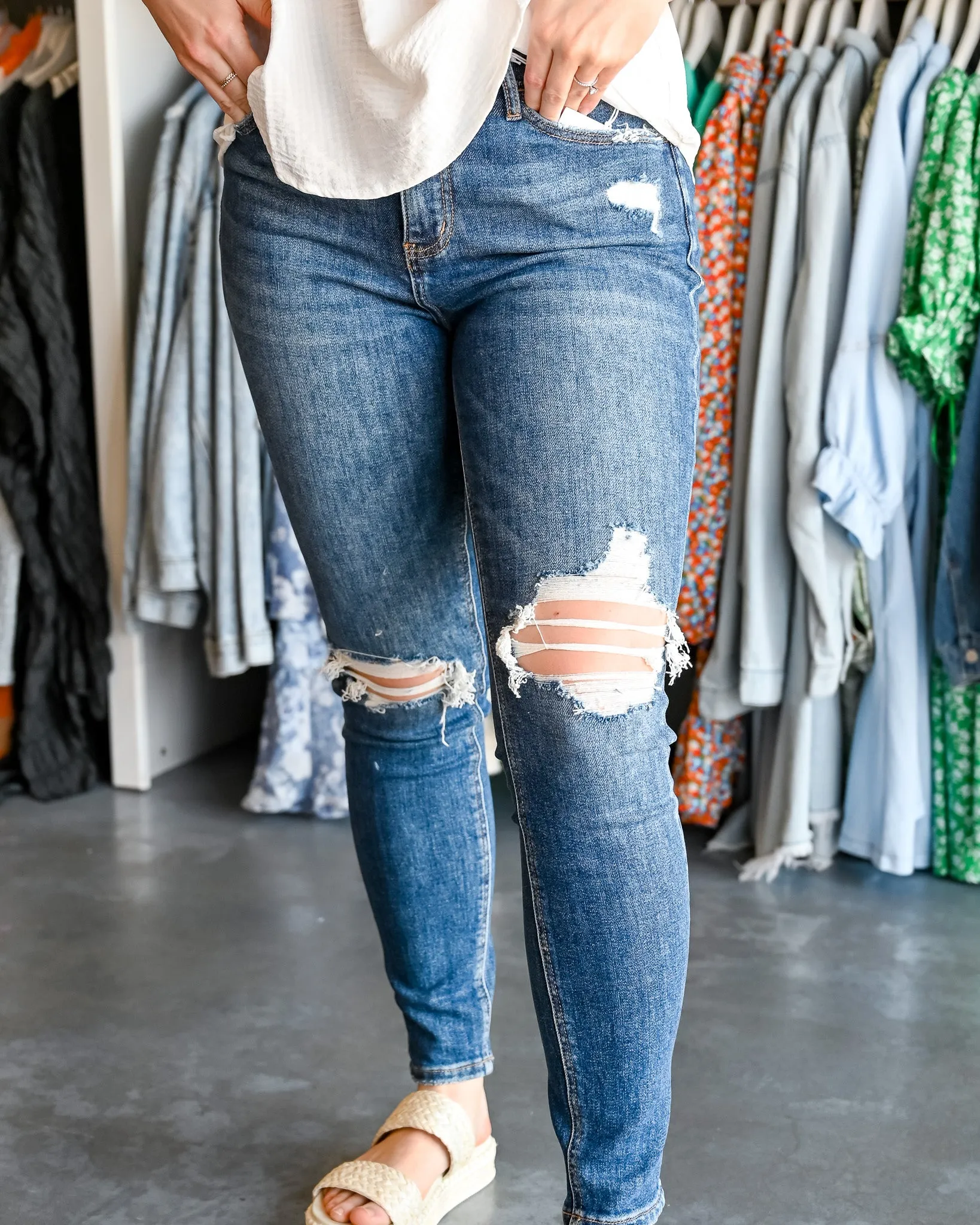 Ava High Rise Skinny Jean