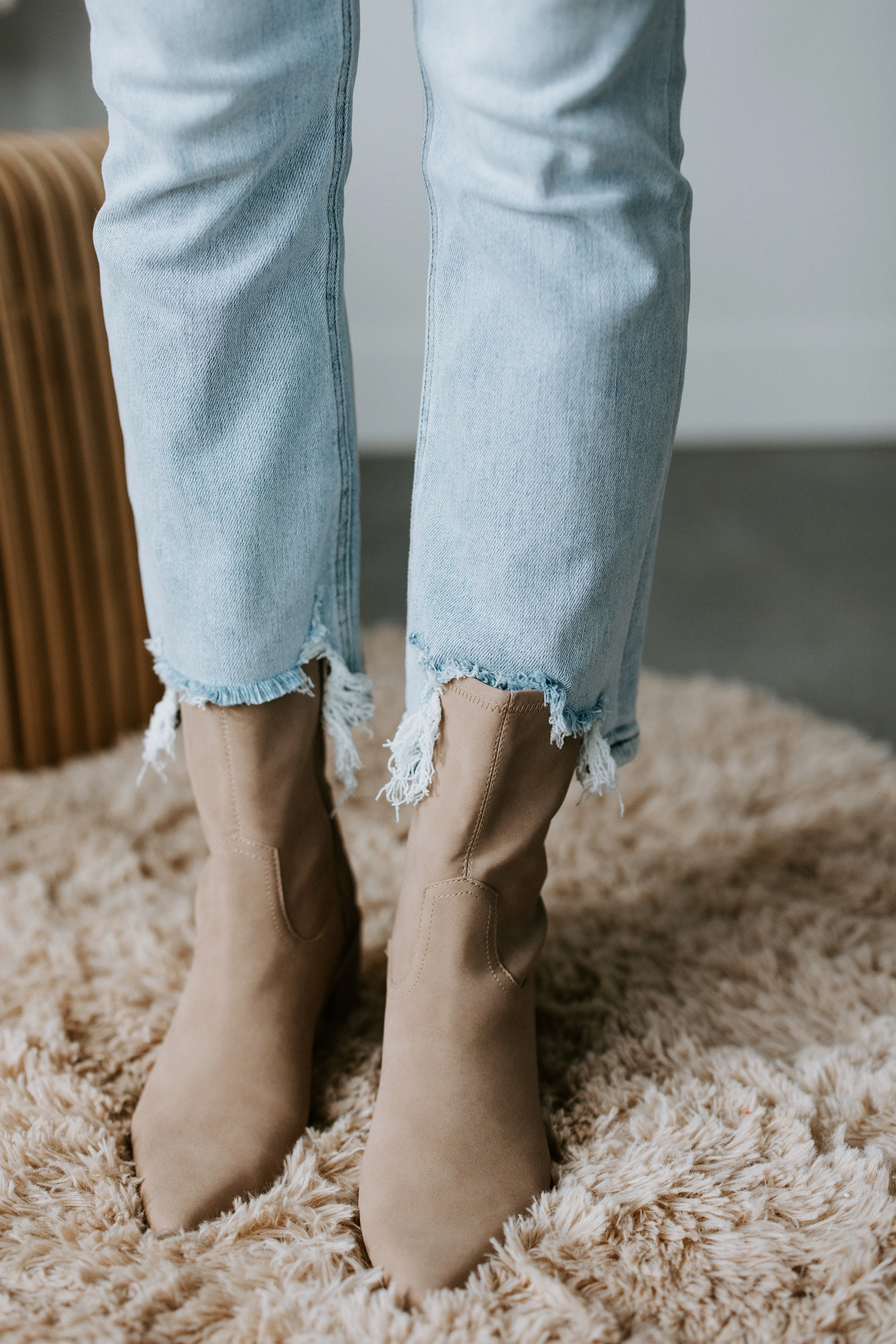 Avery Kick Flare Jean