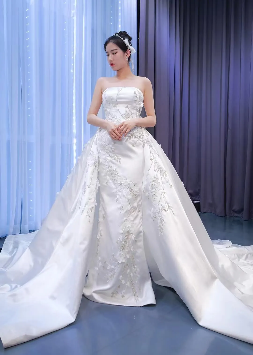 Beaded 3D Flower Satin Wedding Dresses with Sleeves 67282