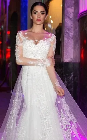 Casual Bateau Long Sleeve Court Train Tulle A Line Wedding Dress with Appliques-716260