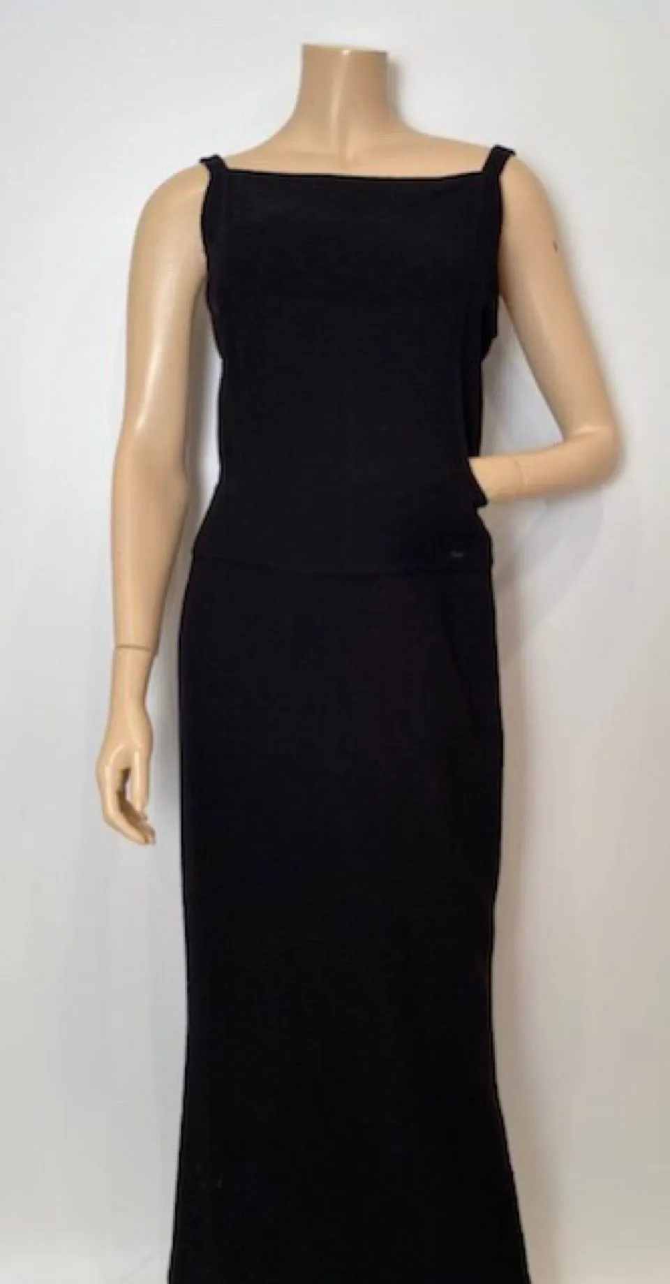 Chanel Vintage 04A, 2004 Fall long black maxi sleeveless wool gown dress FR 40 US 4