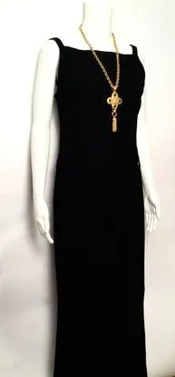 Chanel Vintage 04A, 2004 Fall long black maxi sleeveless wool gown dress FR 40 US 4