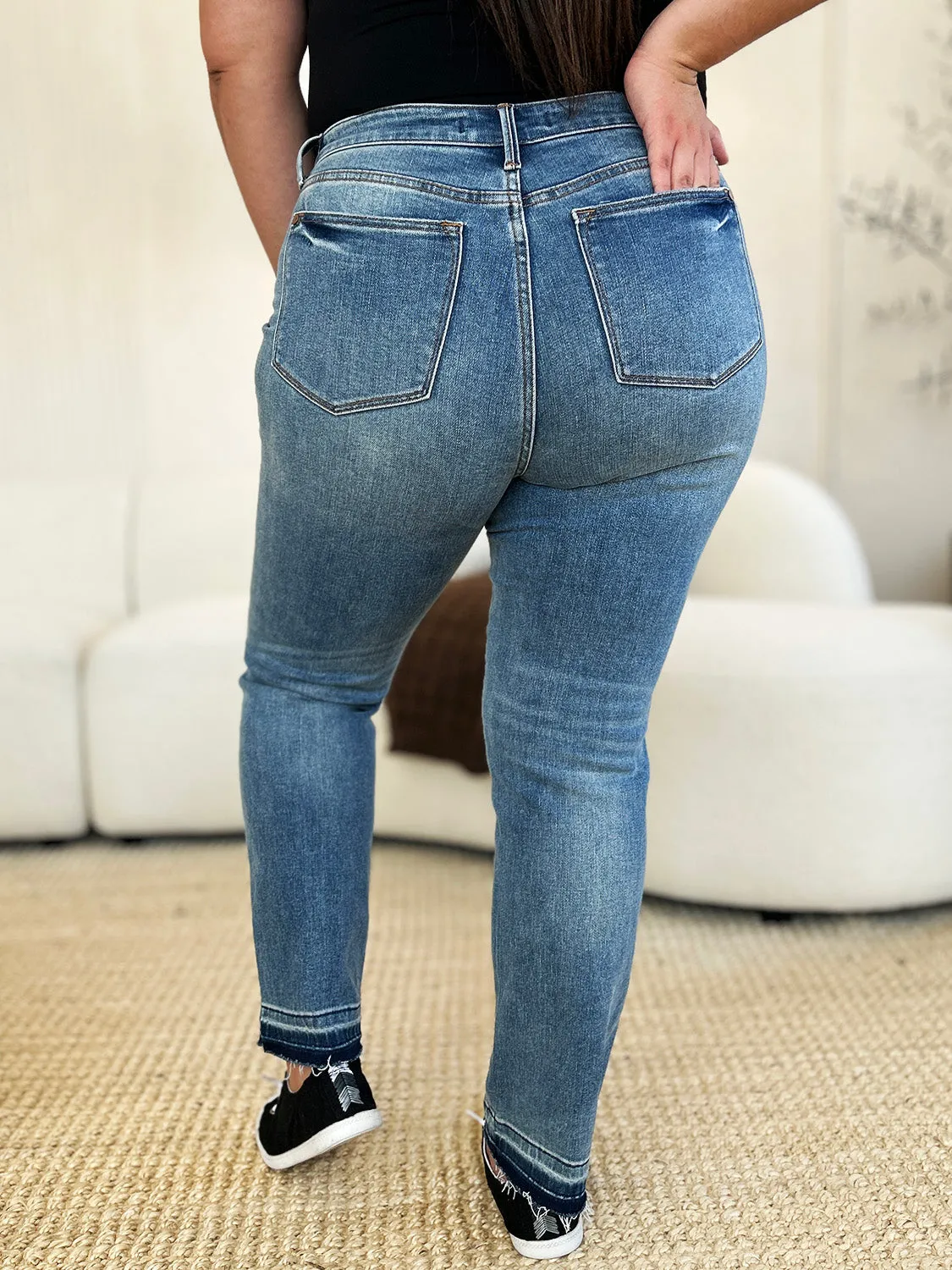 Judy Blue, Mid Rise Rigid Magic Release Hem Boyfriend Jeans