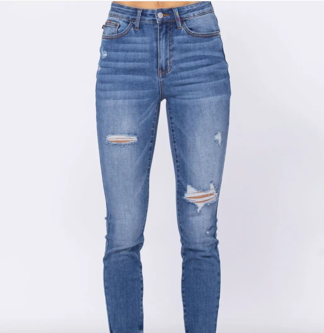 #L263 Light Up The Night Judy Blue Skinny Jeans