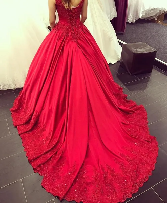 Lace Appliques V-neck  Chapel Train Satin Ball Gowns Quinceanera Dress