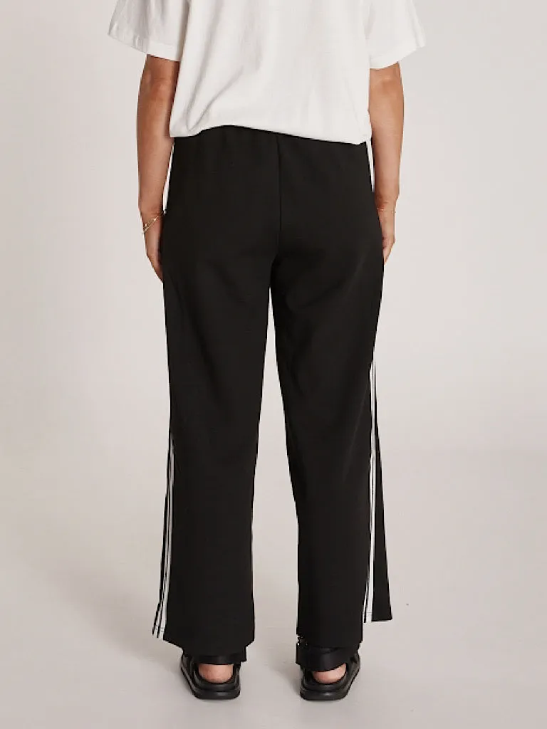 Noah Cropped Pant - Black Stripe