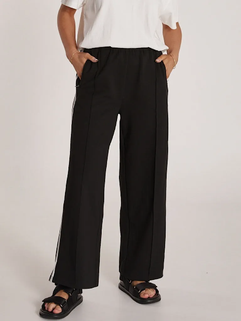 Noah Cropped Pant - Black Stripe