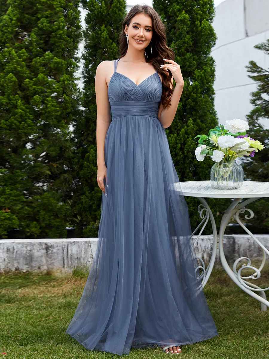 Romantic Spaghetti Straps Tulle Bridesmaid Dresses with Lace Backless Crossover Halter Design