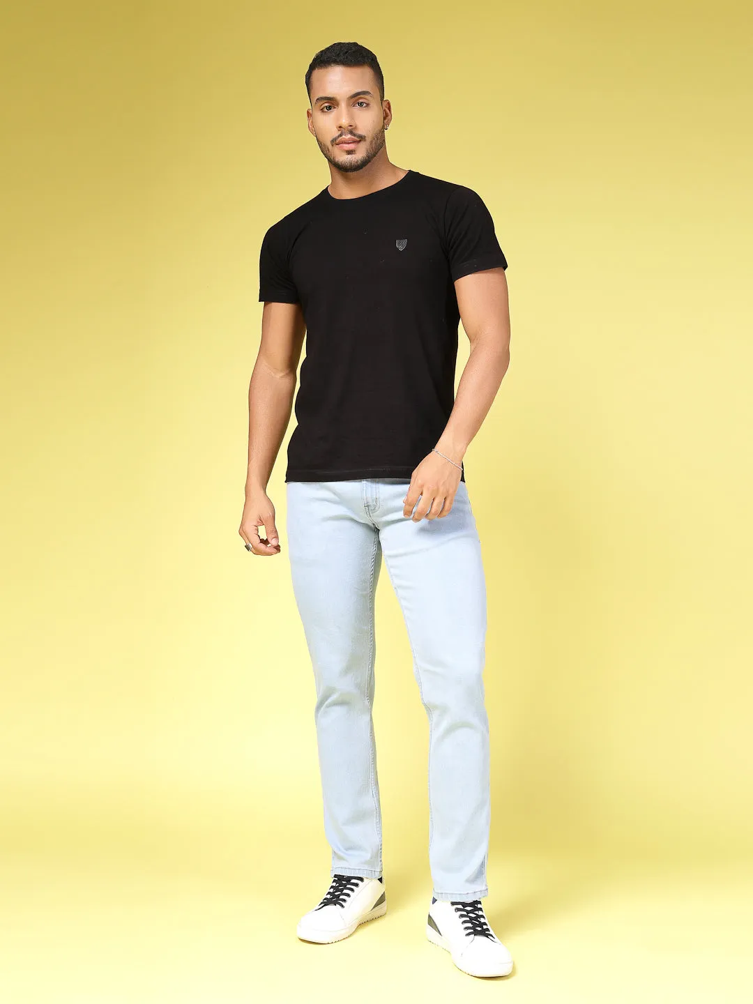 Solid Slim Fit Button Zipper Jeans